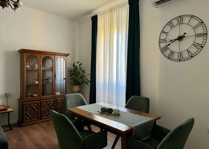 Populare Апартаменты